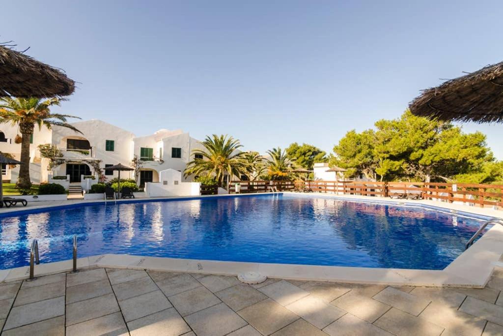 Happy Menorca Apartamento Duplex ,Piscina,Aire Acondicionado,Wiffi Port d'Addaia Exterior photo