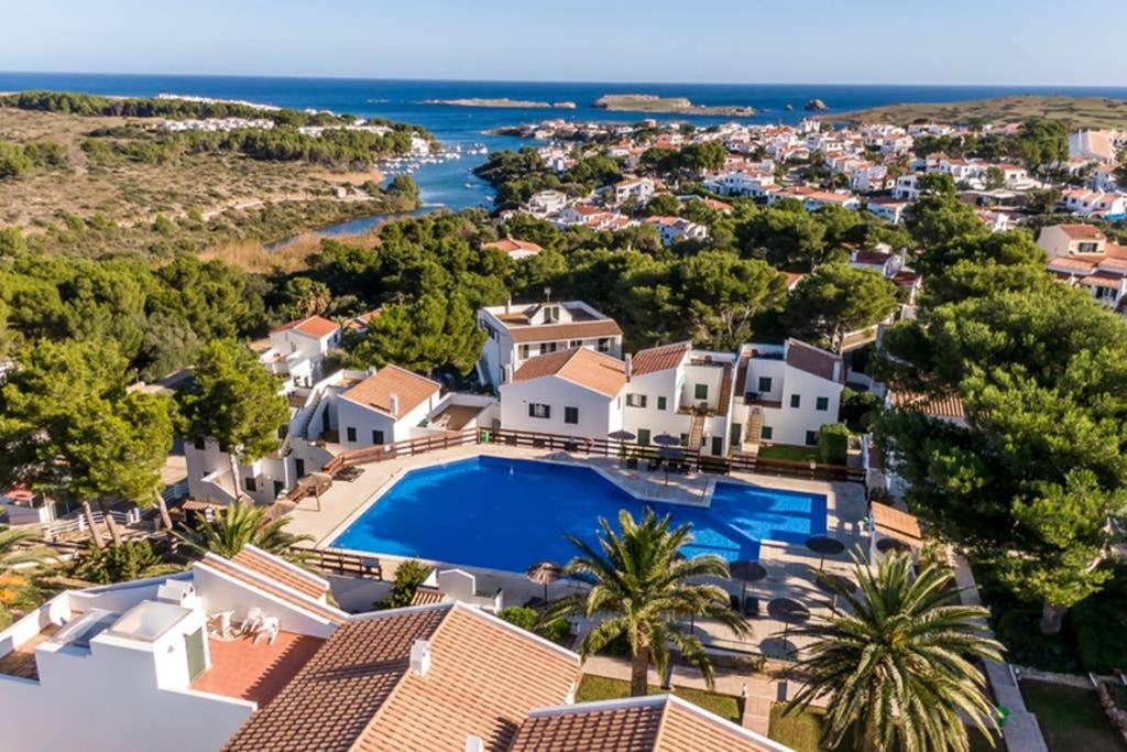 Happy Menorca Apartamento Duplex ,Piscina,Aire Acondicionado,Wiffi Port d'Addaia Exterior photo
